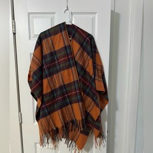 Brand: Cheap Chics Designs Item: Orange blanket shawl